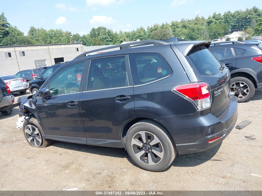 VIN JF2SJARC3JH511814 2018 SUBARU FORESTER LIMITED
