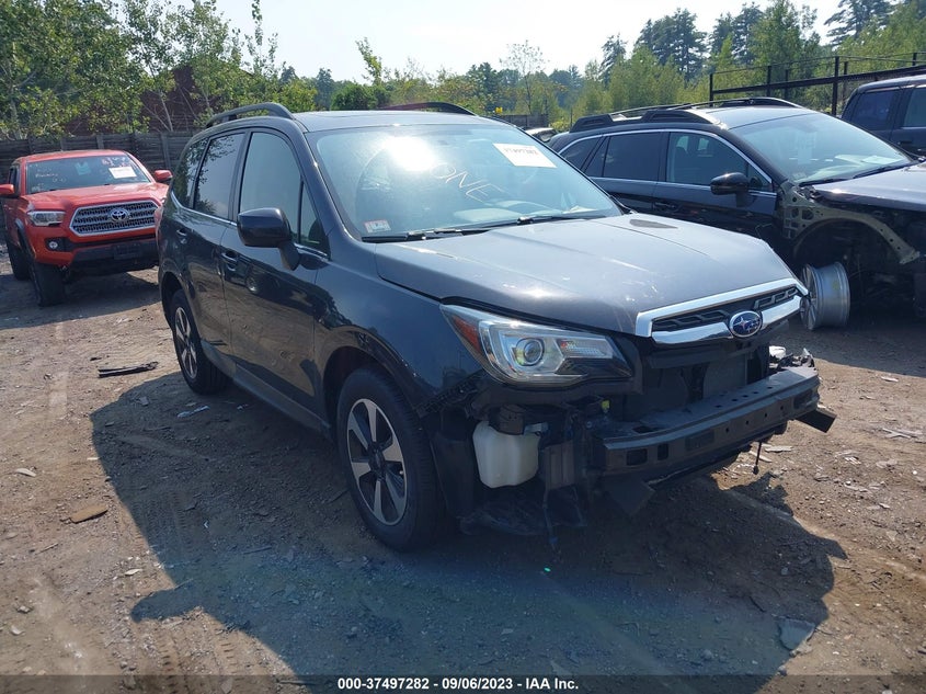 VIN JF2SJARC3JH511814 2018 SUBARU FORESTER LIMITED
