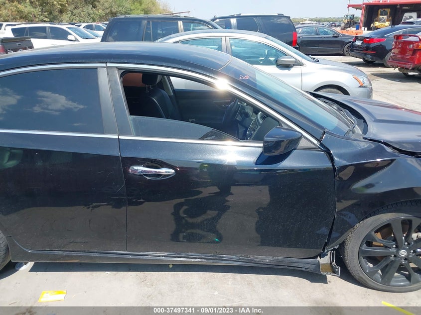 VIN 1N4AL3AP4HN333895 2017 NISSAN ALTIMA 2.5 SR