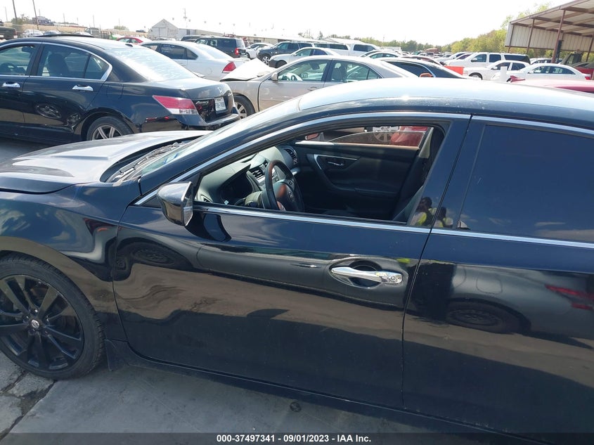 VIN 1N4AL3AP4HN333895 2017 NISSAN ALTIMA 2.5 SR