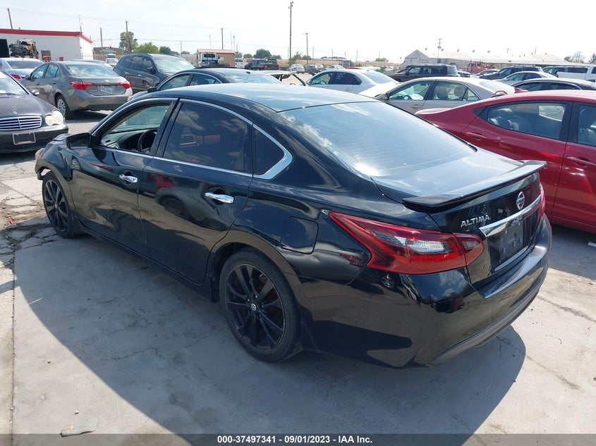 VIN 1N4AL3AP4HN333895 2017 NISSAN ALTIMA 2.5 SR