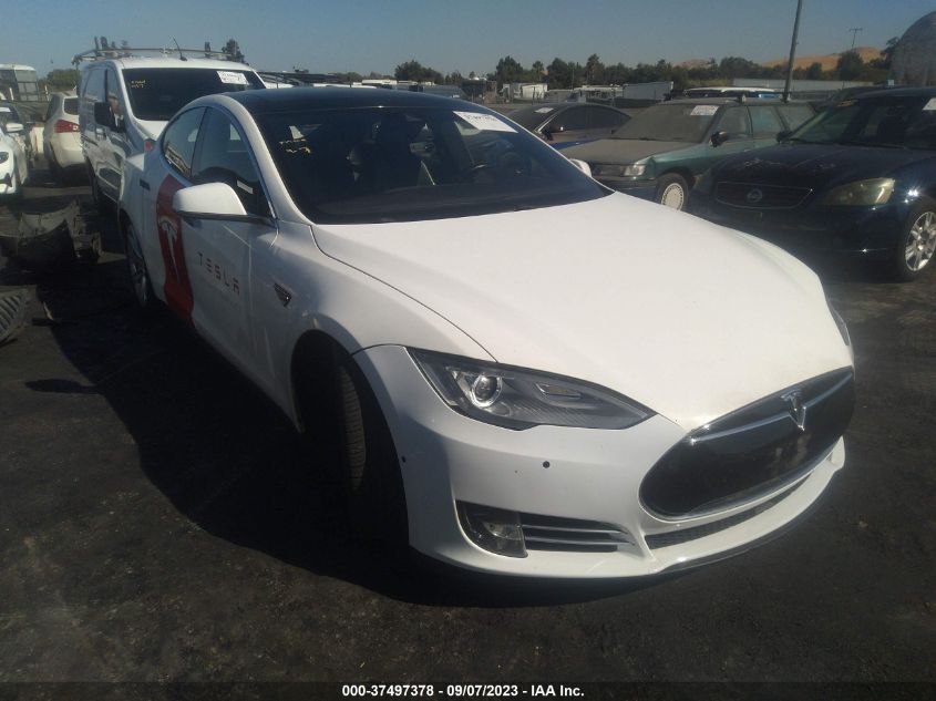 2015 TESLA MODEL S 85D - 5YJSA1H21FFP78092