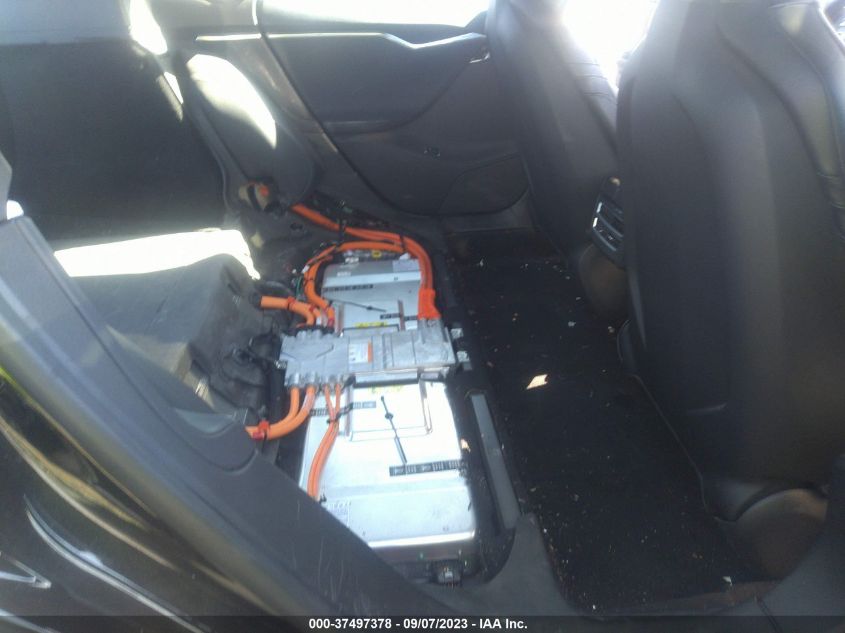2015 TESLA MODEL S 85D - 5YJSA1H21FFP78092