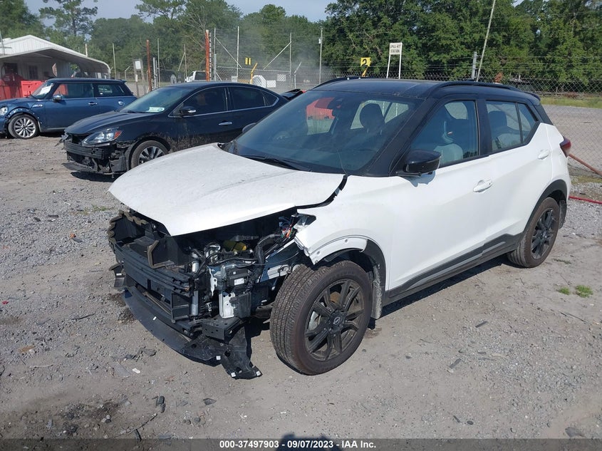 VIN 3N1CP5DV8PL492546 2023 NISSAN KICKS SR