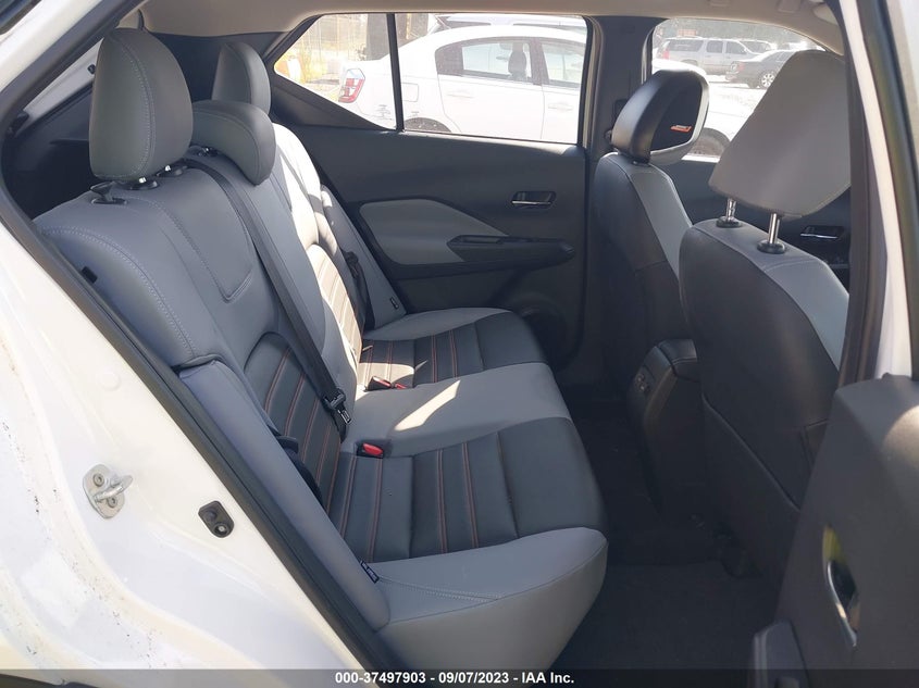 VIN 3N1CP5DV8PL492546 2023 NISSAN KICKS SR