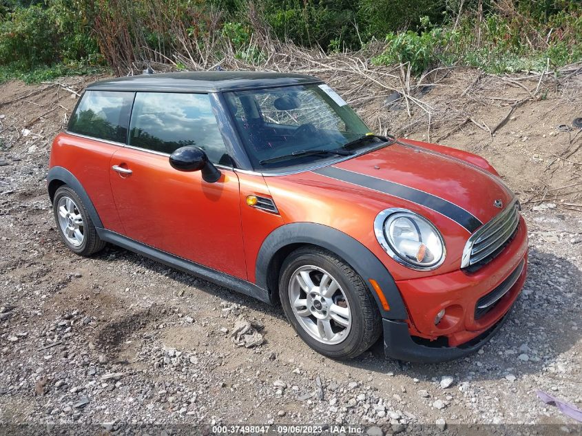 2013 MINI COOPER HARDTOP - WMWSU3C57DT680812