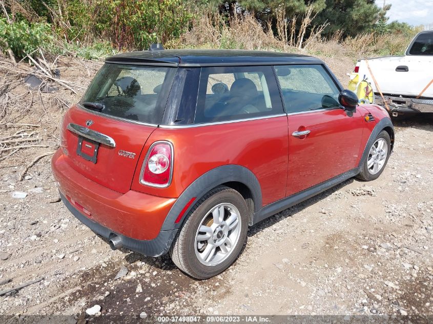 2013 MINI COOPER HARDTOP - WMWSU3C57DT680812