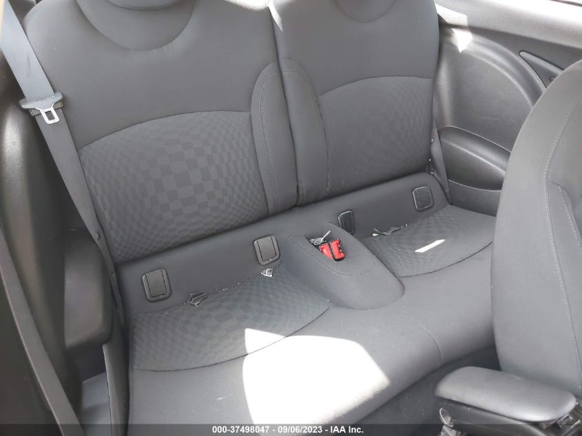 2013 MINI COOPER HARDTOP - WMWSU3C57DT680812
