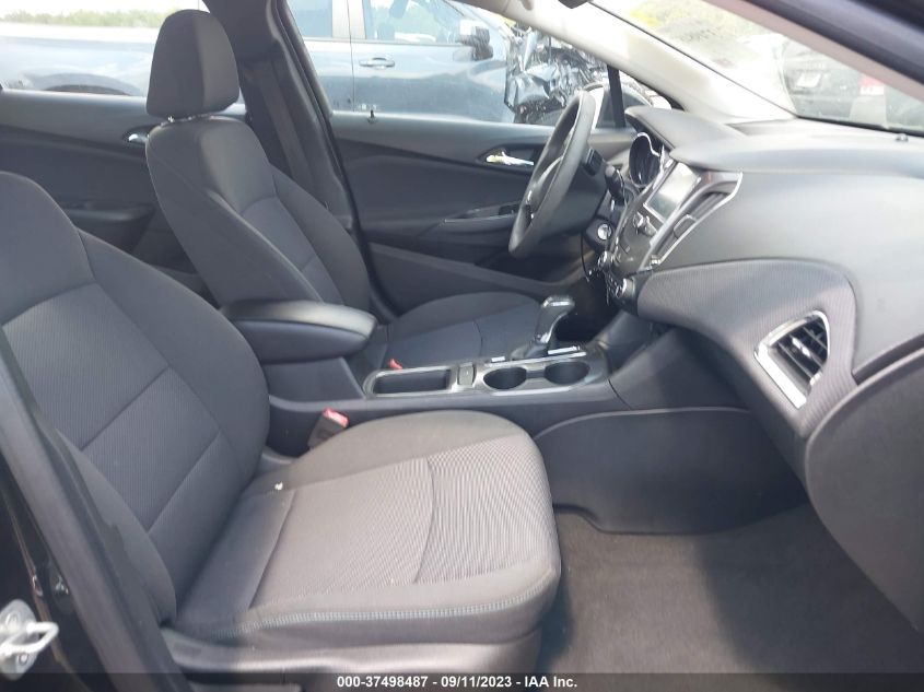 2018 CHEVROLET CRUZE LT - 1G1BE5SM9J7186159