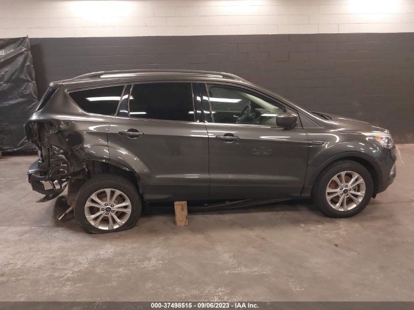 2017 FORD ESCAPE SE - 1FMCU9GDXHUB64385