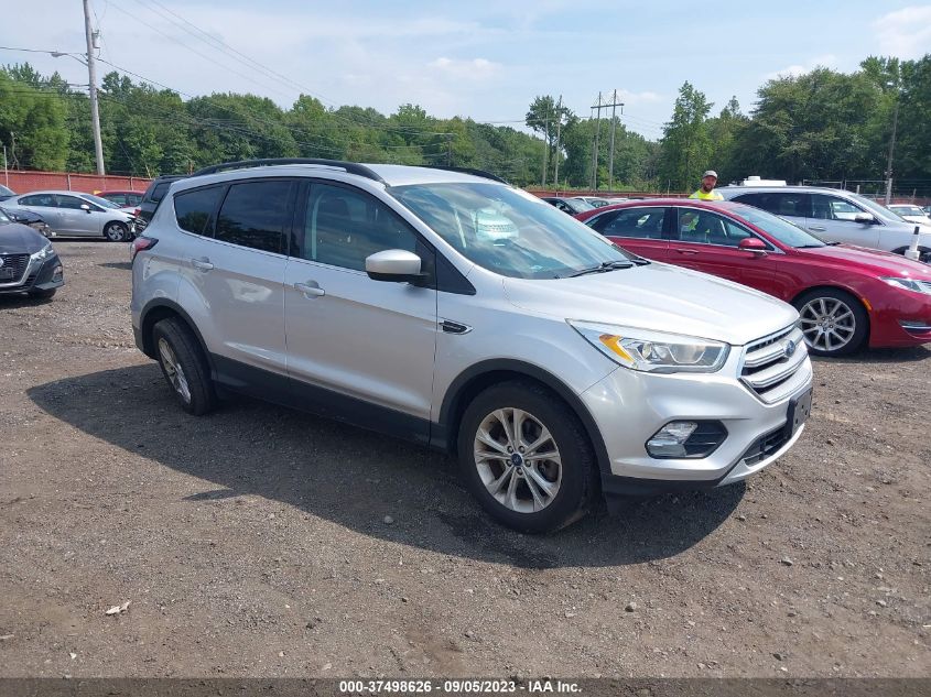 2017 FORD ESCAPE SE - 1FMCU9GD7HUD02108