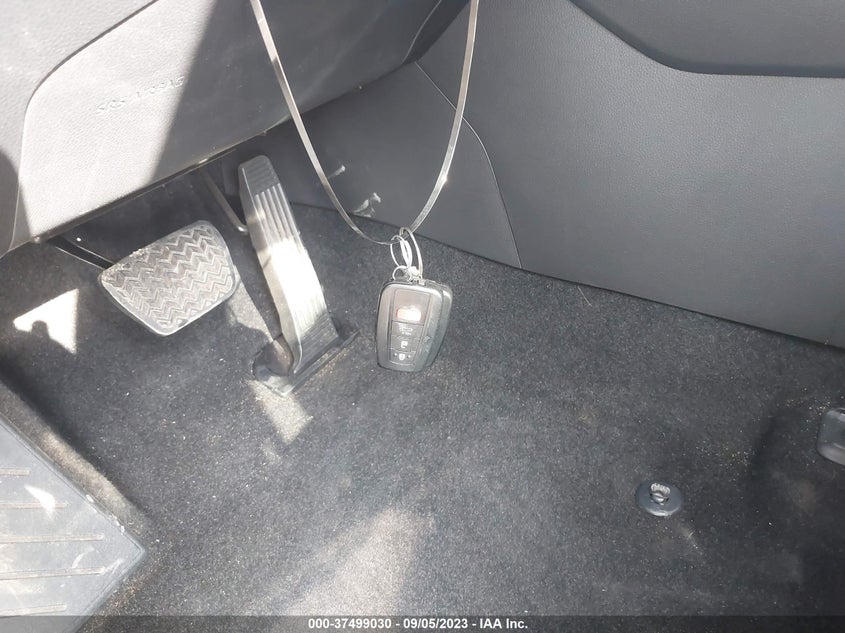 VIN JTMRWRFV3ND145238 2022 TOYOTA RAV4 HYBRID XLE