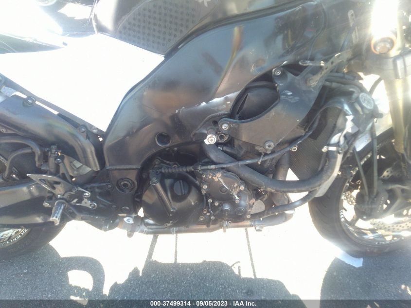 2006 KAWASAKI ZX1000 D6F - JKAZXCD106A009334