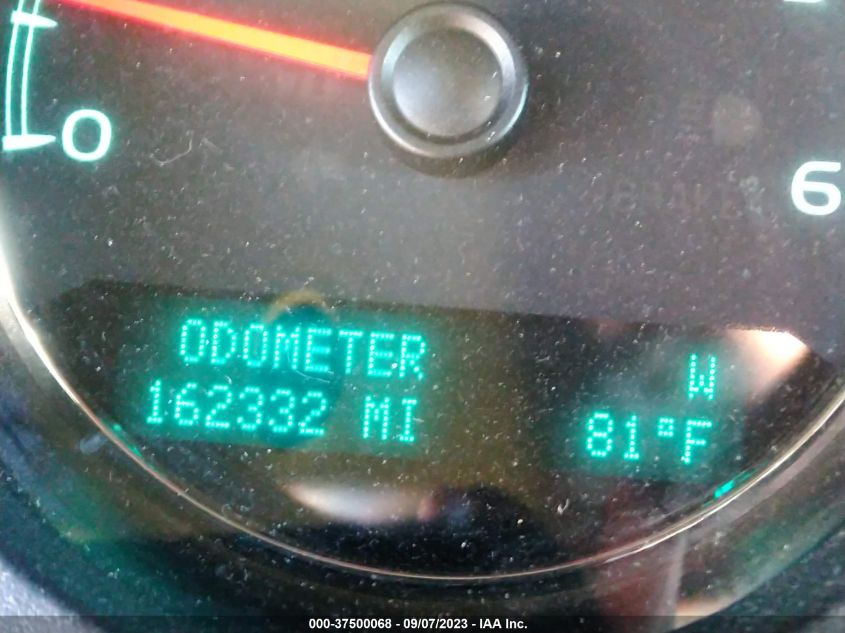 2013 CHEVROLET TAHOE LT - 1GNSCBE08DR176663