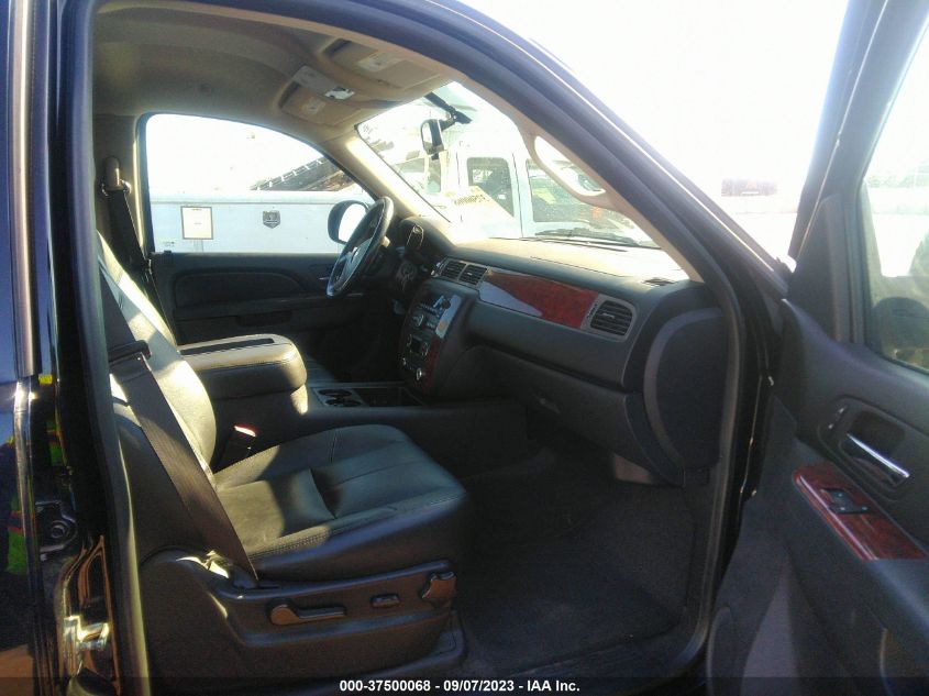 2013 CHEVROLET TAHOE LT - 1GNSCBE08DR176663