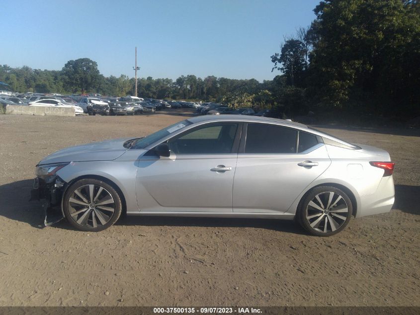 1N4BL4CV2KC149922 Nissan Altima 2.5 SR 14