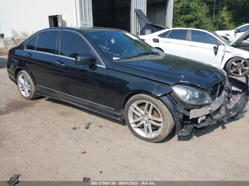 2013 MERCEDES-BENZ C-CLASS C 300 - WDDGF8AB4DR260081
