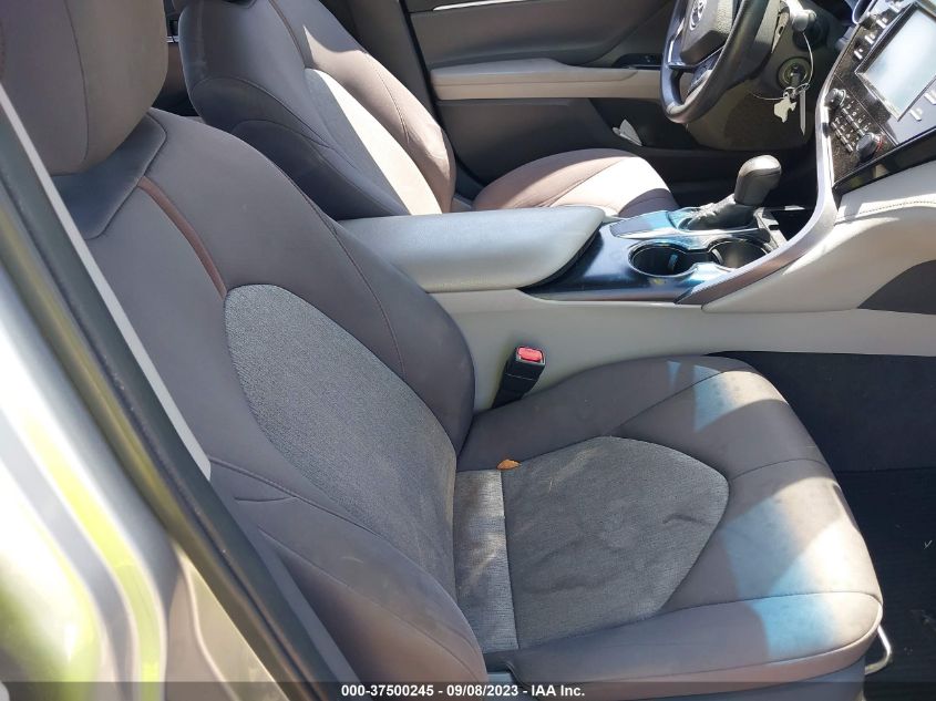 2019 TOYOTA CAMRY L/LE/XLE/SE/XSE - 4T1B11HKXKU179785