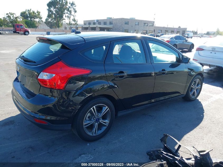 2014 FORD FOCUS SE - 1FADP3K25EL282001