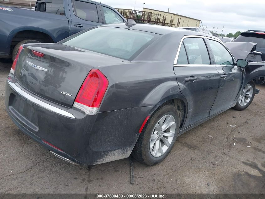 2C3CCAAG8MH595935 Chrysler 300 TOURING 4