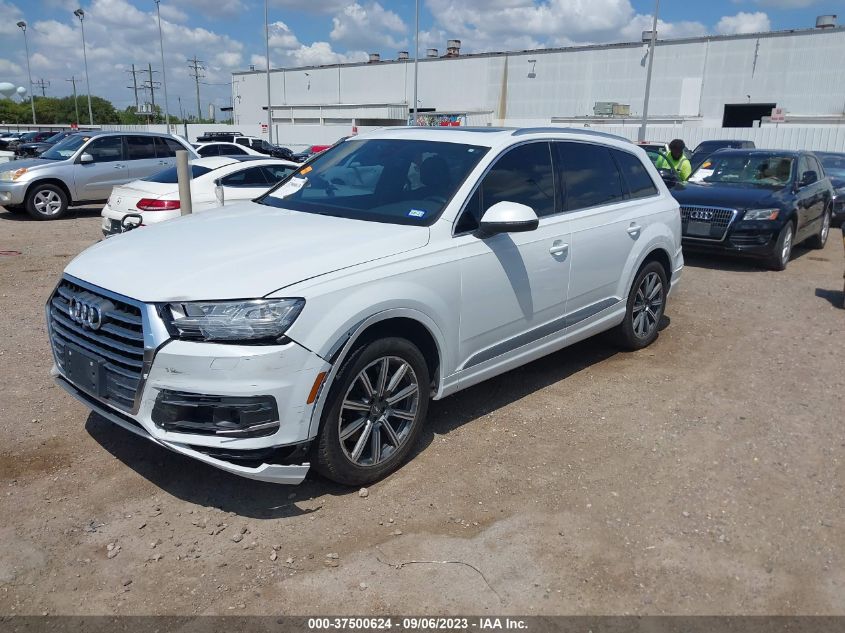 WA1LAAF74HD038527 2017 AUDI Q7 - Image 2