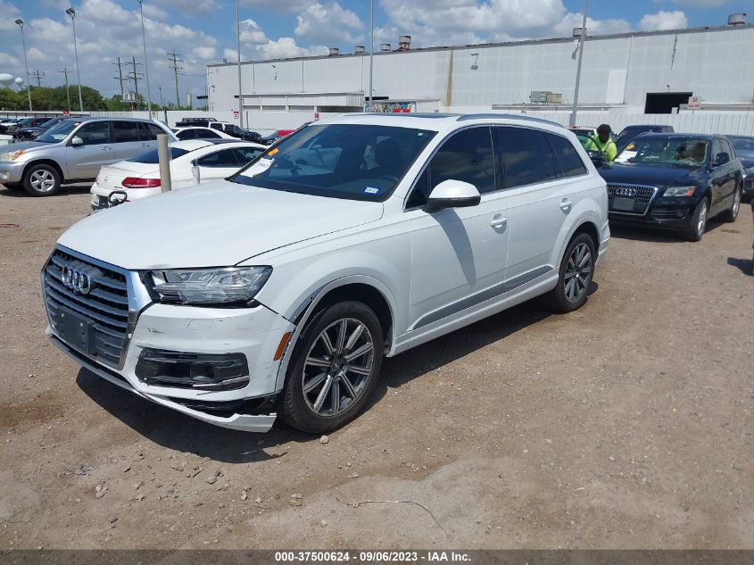 WA1LAAF74HD038527 2017 AUDI Q7, photo no. 2