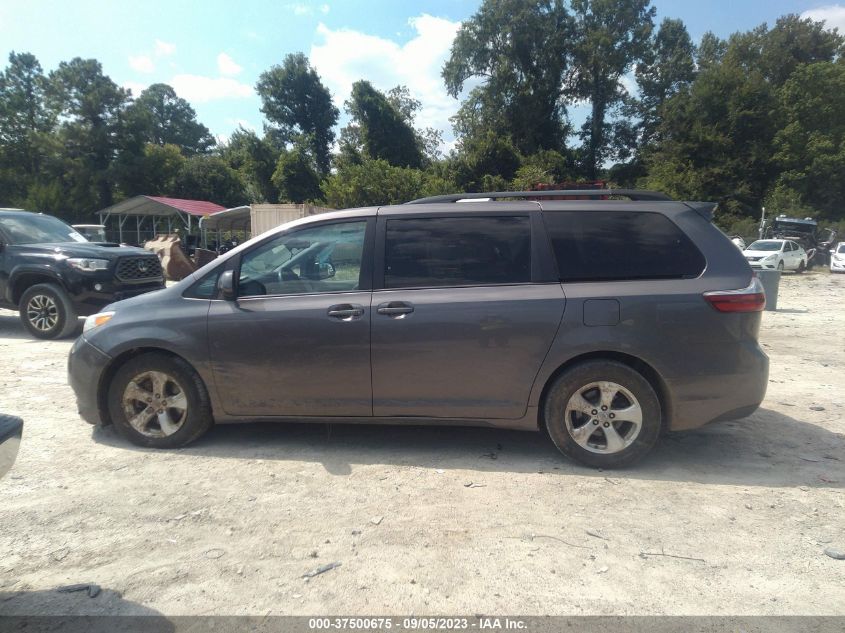 5TDKZ3DC4HS824239 2017 TOYOTA SIENNA, photo no. 14