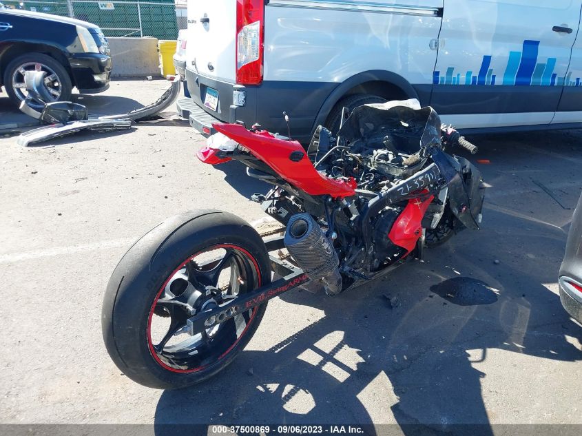 2017 SUZUKI GSX-R1000 JS1DM11B9H2101320