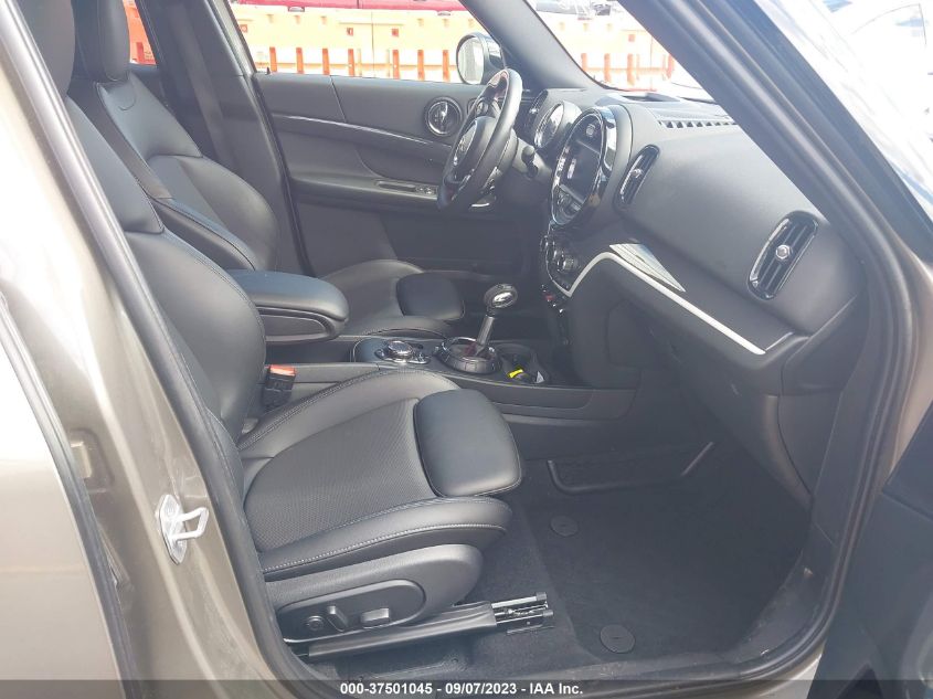 2017 MINI COUNTRYMAN COOPER S WMZYT5C35H3D79636