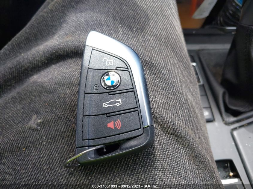 2018 BMW X1 XDRIVE28I - WBXHT3C30J5L34537