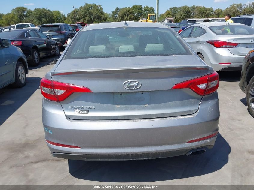 2016 HYUNDAI SONATA 2.4L SE - 5NPE24AF7GH267451