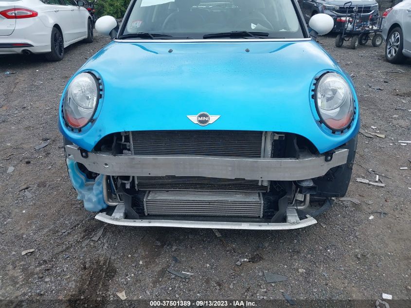 2015 MINI COOPER HARDTOP 4 DOOR - WMWXS5C50FT833573