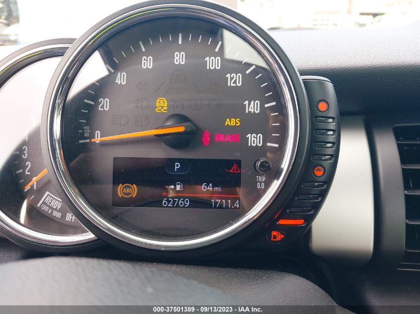 2015 MINI COOPER HARDTOP 4 DOOR - WMWXS5C50FT833573