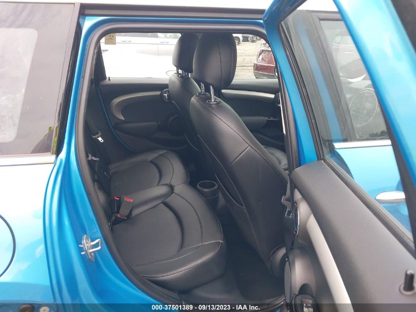 2015 MINI COOPER HARDTOP 4 DOOR - WMWXS5C50FT833573