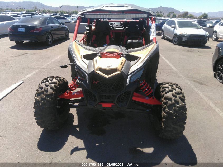 2018 CAN-AM MAVERICK X3 MAX X RS TURBO R - 3JBVNAW44JK002368