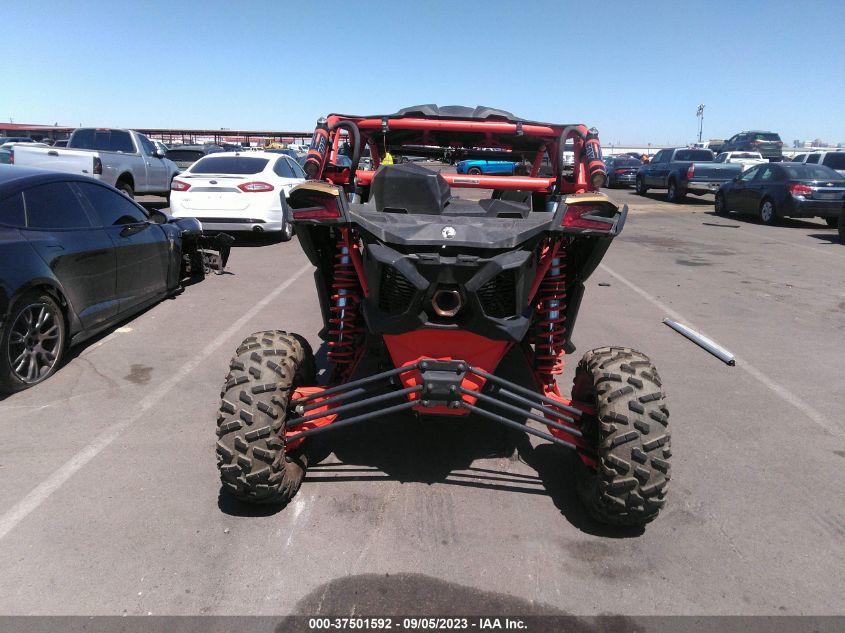2018 CAN-AM MAVERICK X3 MAX X RS TURBO R - 3JBVNAW44JK002368