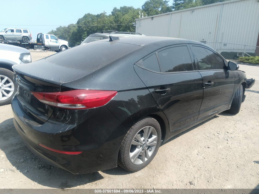 VIN 5NPD84LF0HH113690 2017 HYUNDAI ELANTRA SE