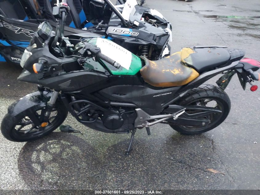 2015 HONDA NC700XD JH2RC634XFK100353