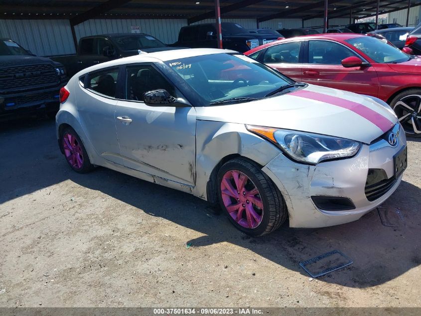 2016 HYUNDAI VELOSTER - KMHTC6AD3GU286482