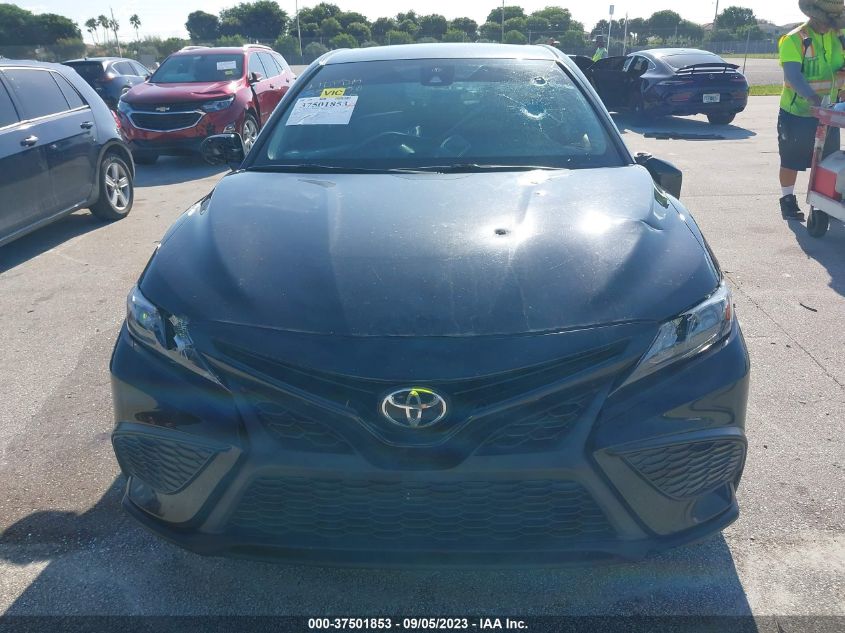 2021 TOYOTA CAMRY SE - 4T1G11AKXMU581213