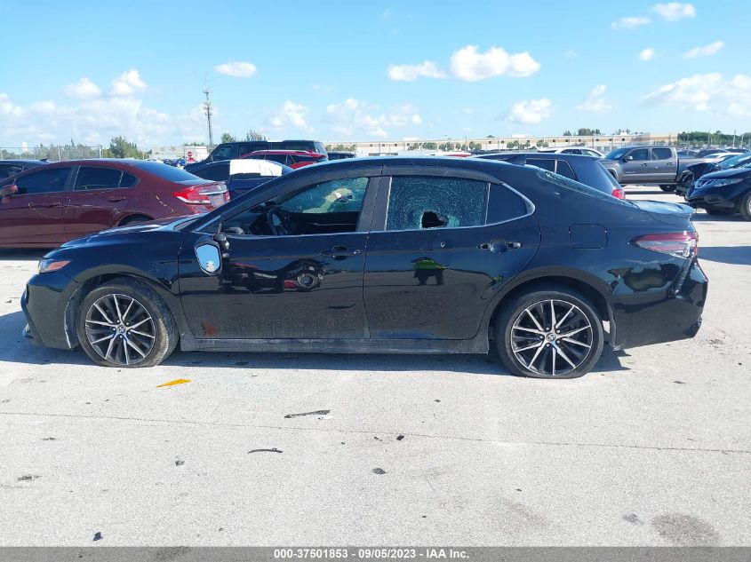 2021 TOYOTA CAMRY SE - 4T1G11AKXMU581213