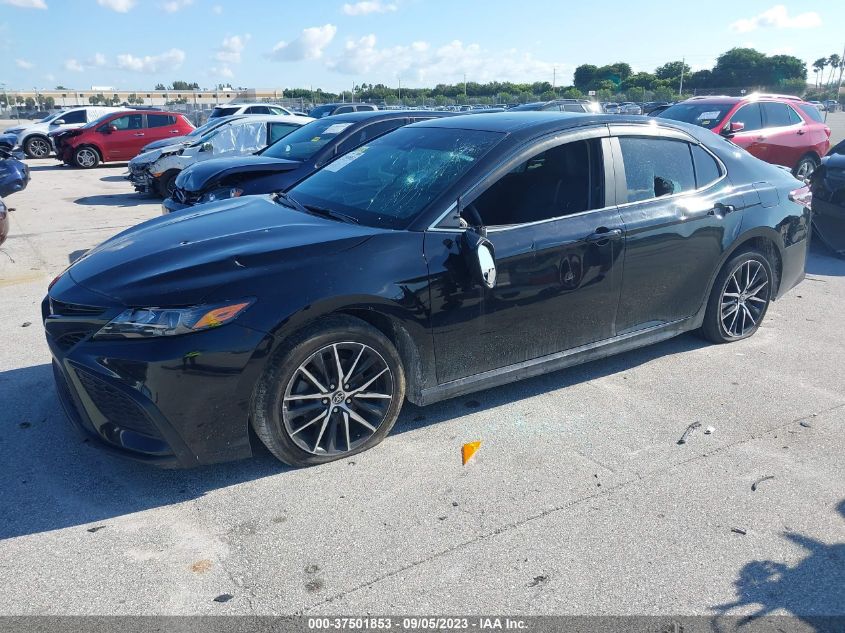 2021 TOYOTA CAMRY SE - 4T1G11AKXMU581213