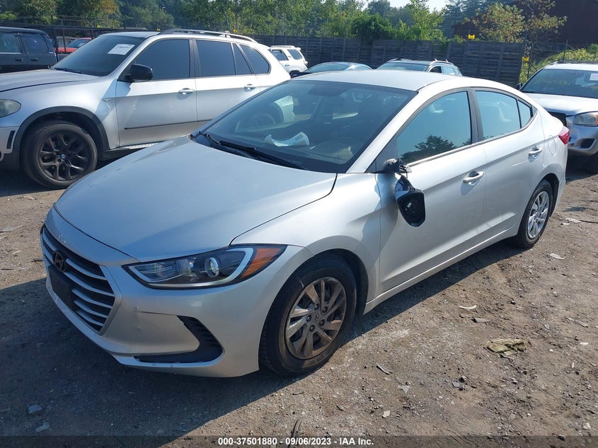 VIN 5NPD74LF3HH182747 2017 HYUNDAI ELANTRA SE
