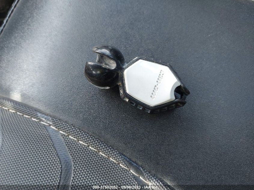 2019 CAN-AM MAVERICK X3 X DS TURBO R - 3JBVDAW42KK001269