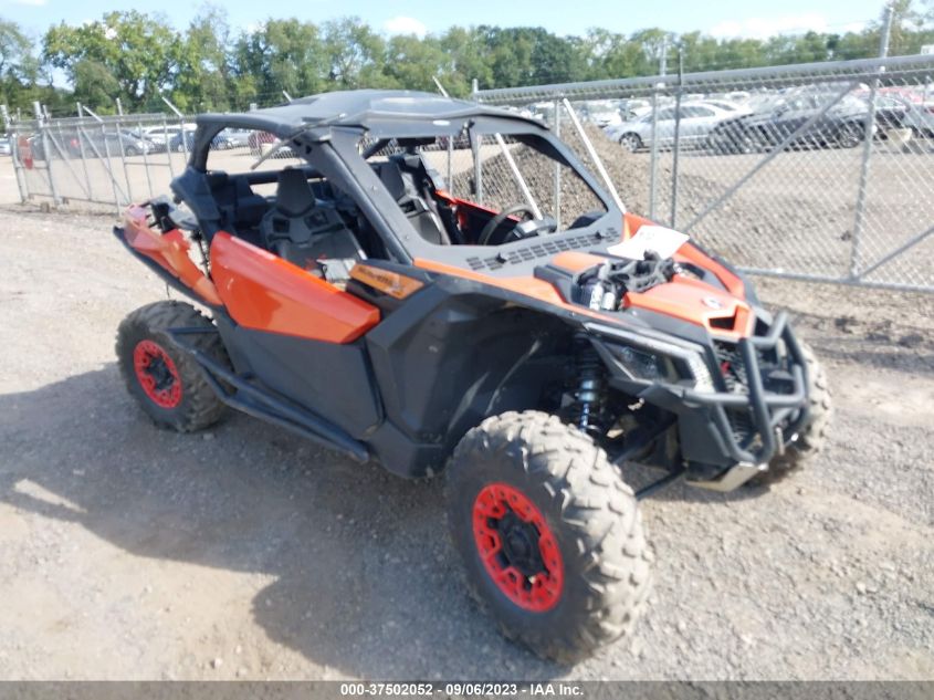 2019 CAN-AM MAVERICK X3 X DS TURBO R - 3JBVDAW42KK001269