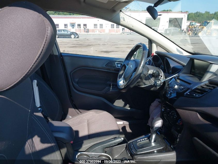 2015 FORD FIESTA SE - 3FADP4EJ3FM200890