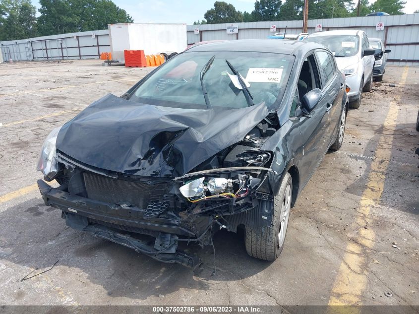 2016 KIA FORTE 5-DOOR LX - KNAFK5A88G5568593