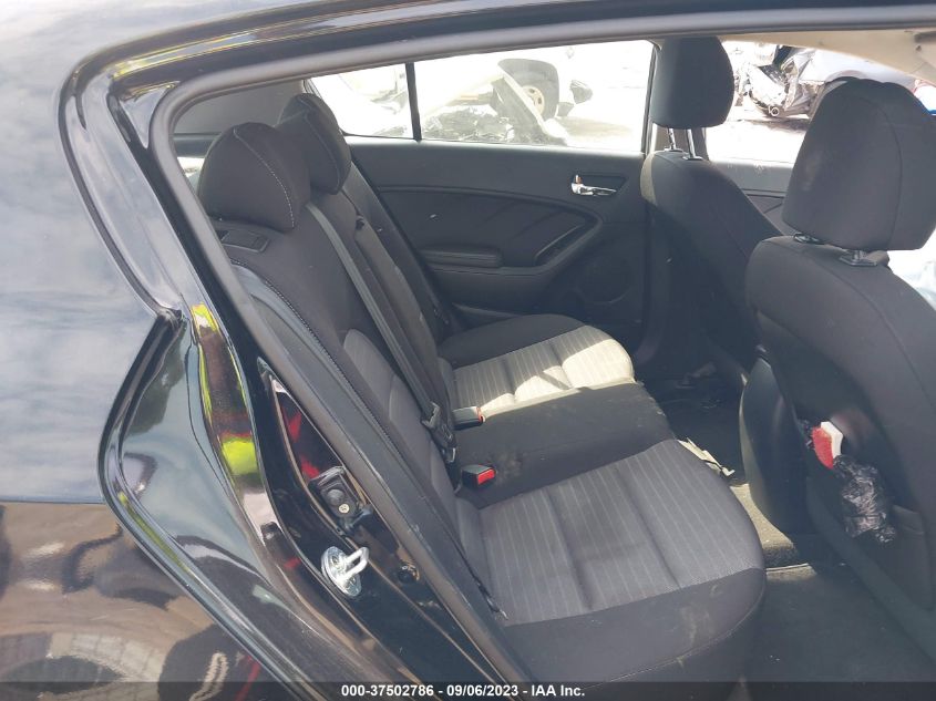 2016 KIA FORTE 5-DOOR LX - KNAFK5A88G5568593