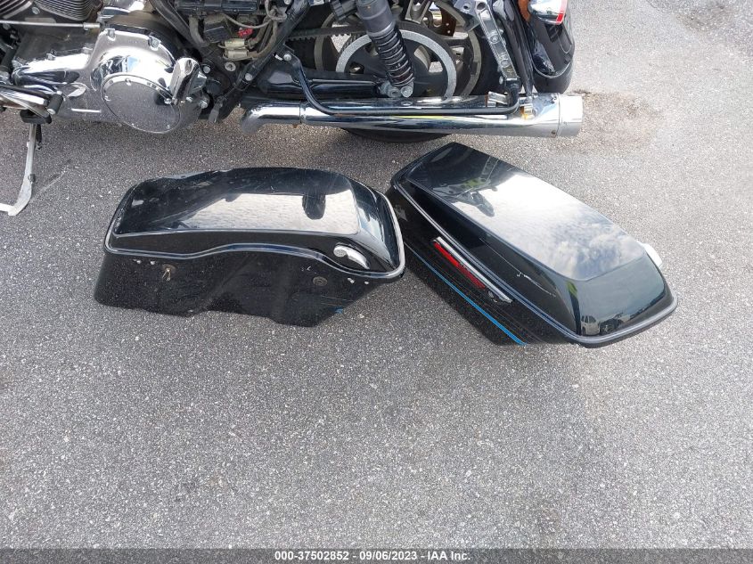 2015 HARLEY-DAVIDSON FLTRXS ROAD GLIDE SPECIAL - 1HD1KTM17FB605387