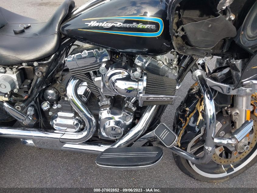 2015 HARLEY-DAVIDSON FLTRXS ROAD GLIDE SPECIAL - 1HD1KTM17FB605387
